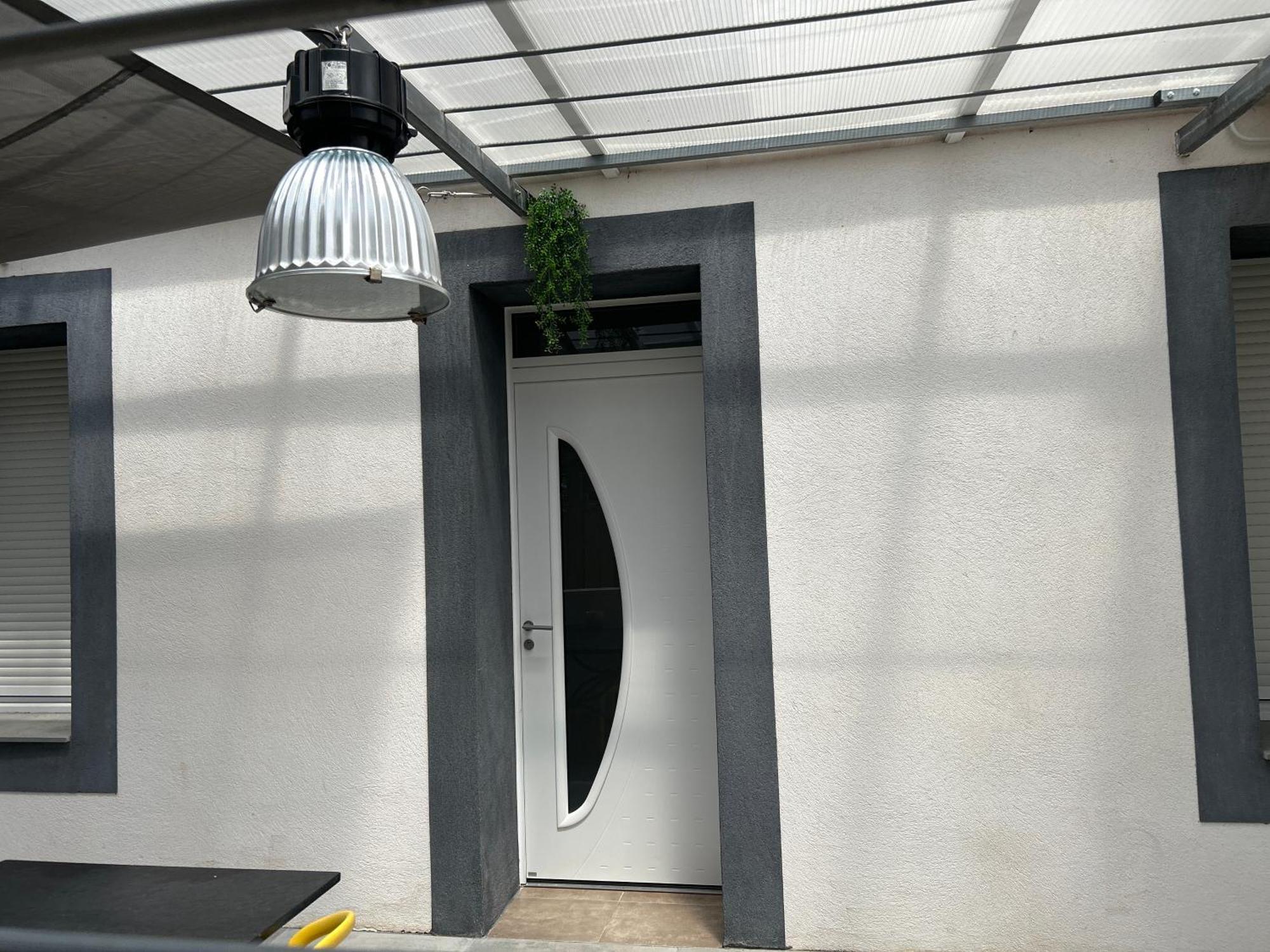 Ferienwohnung Aux 3 Domaines T2 Avec Terrasse Hyères Exterior foto